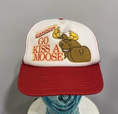 Go Kiss A Moose Canada Vintage 90 s Trucker Snapback Cap Hat (Read!)