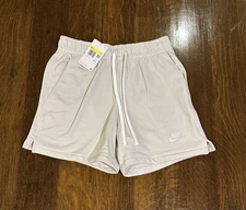 Nike Sportswear Club Fleece Shorts Men’s Small Light Gray DX0731-072 NWT $55