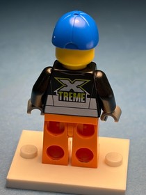 LEGO City Minifig cty0543 - Xtreme Powerboat Driver - Light Scratches/No Cracks