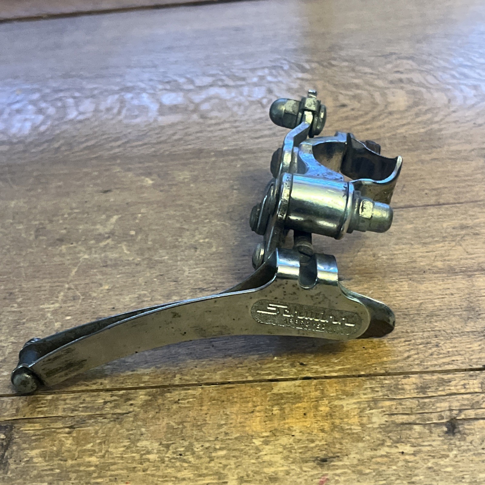 Vintage Schwinn Approved Front Derailleur 25.4 For Parts/As Is 70s France (24.99 USD) Vintage Schwinn Approved Front Derailleur 25.4 For Parts/As Is 70s France (24.99 USD)