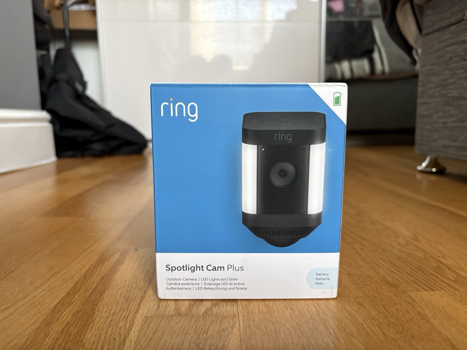 Ring Spotlight Cam Plus Battery Wireless Outdoor Security Camera | Black | New