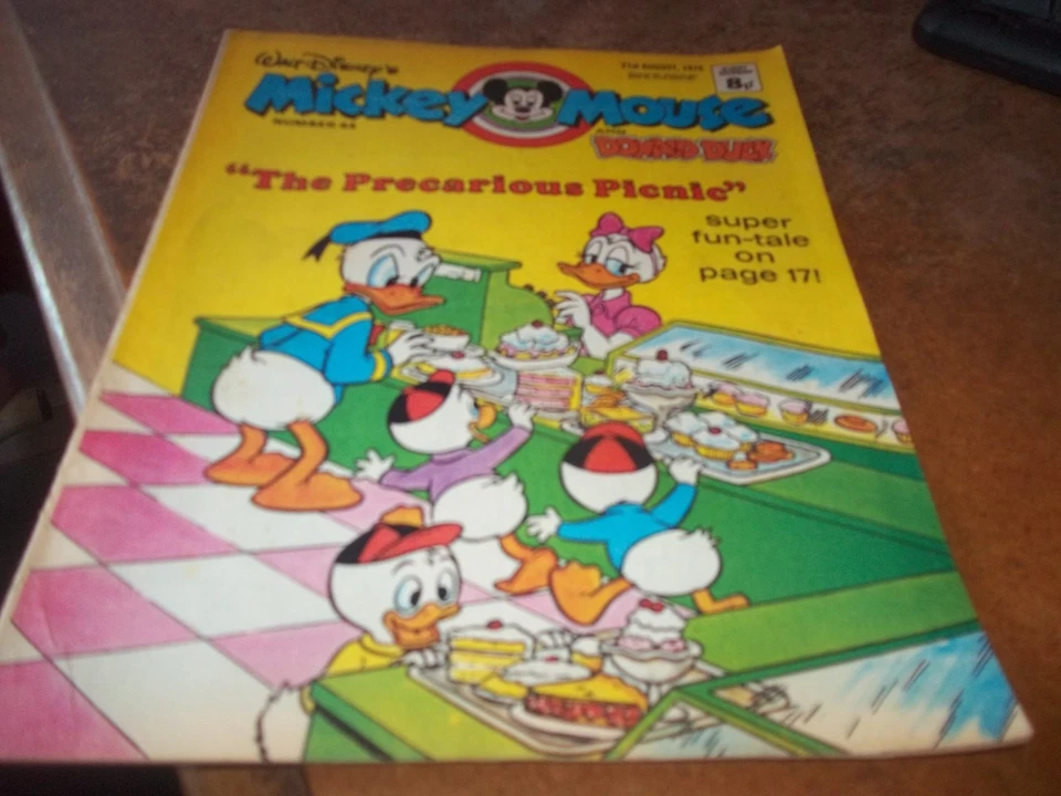 Walt Disney's Mickey Mouse and Donald Duck Comic 21 August 1976 No 44 weekly GC - Image 1 of 1