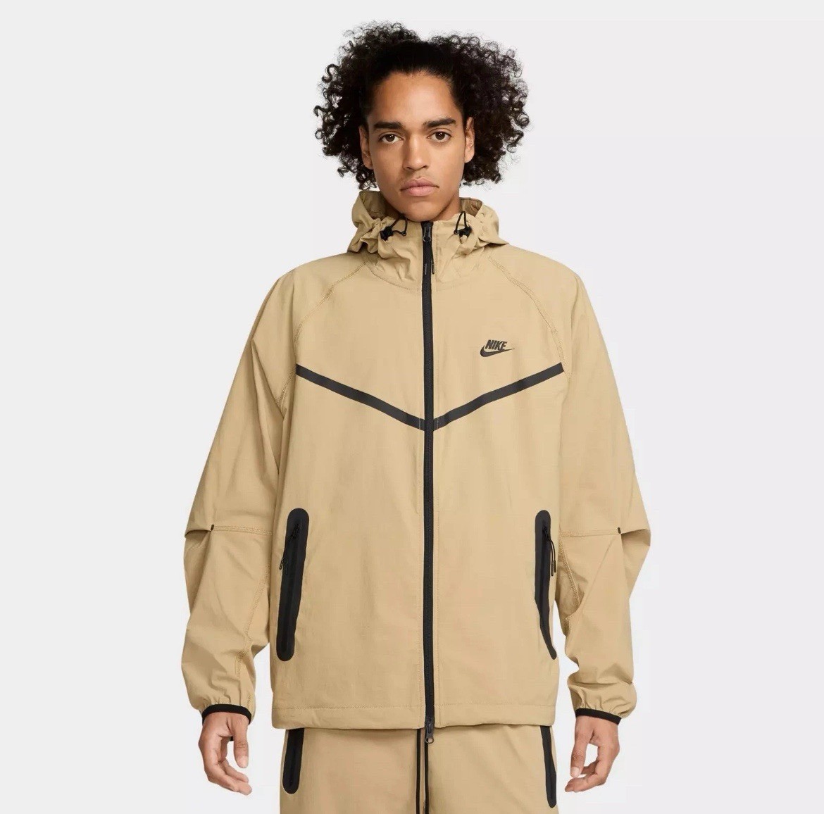 Nike Tech Woven Windrunner Lightweight Jacket Parachute Beige