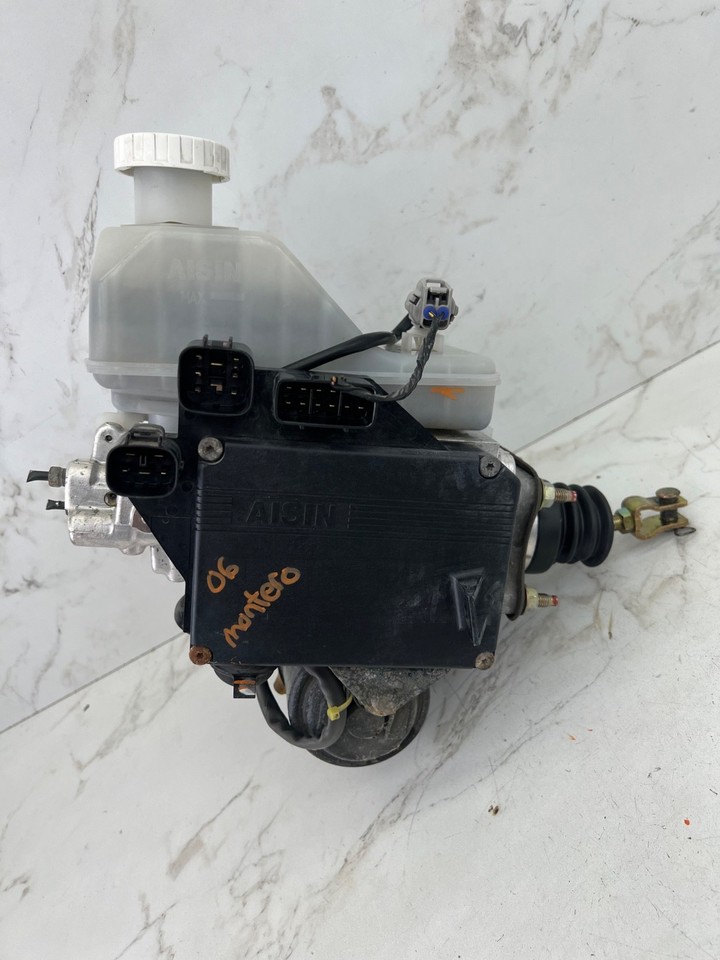 🛑 2001 2002 MITSUBISHI MONTERO ABS BRAKE BOOSTER MASTER CYLINDER PUMP ...
