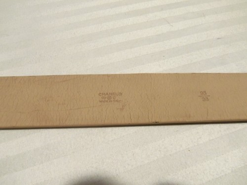 AUTÉNTICO CINTURÓN ITALIANO Chanel cuero caviar bronceado - 95/38 - Imagen 4 de 10