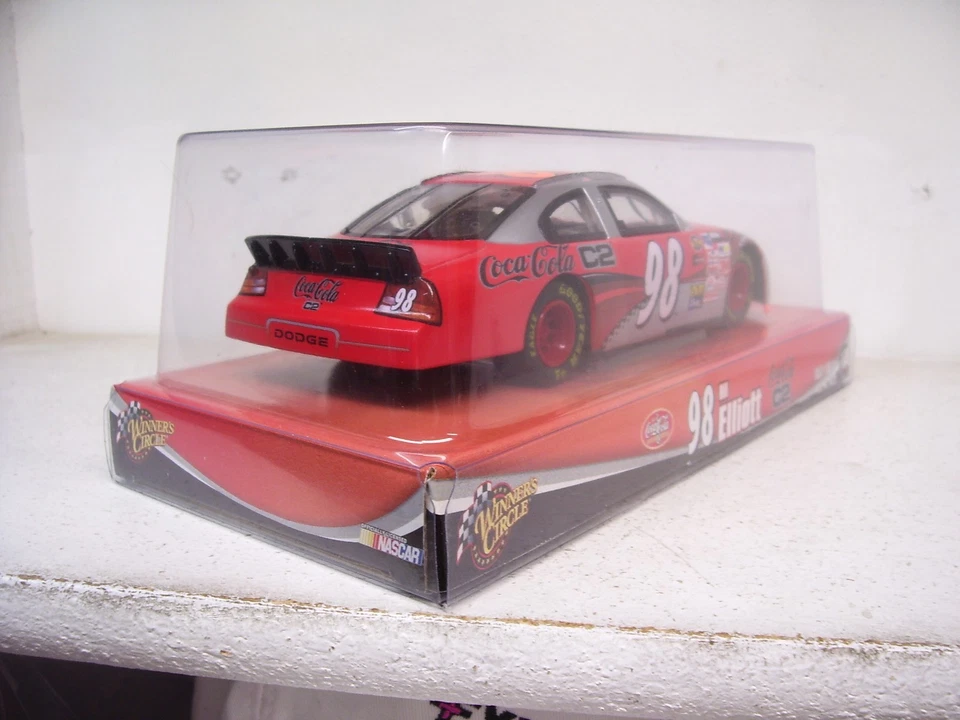 2004 1/24 #98 BILL ELLIOTT DODGE COCA COLA C2 WINNERS CIRCLE - Image 4 of 4