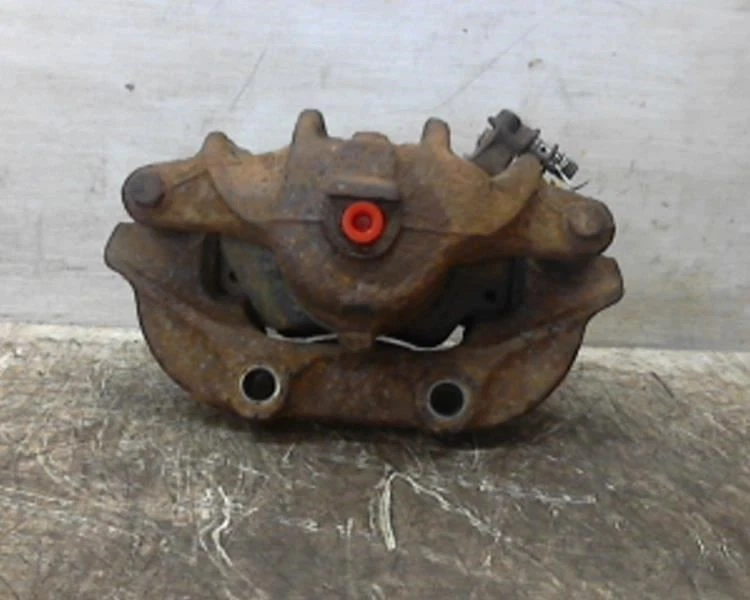 Passenger Right Caliper Front Fits 97-01 CATERA 119692 - Image 2 of 3