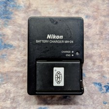 Nikon MH-24 Battery Charger Genuine OEM for EN-EL14 EN-EL14a Tested Working