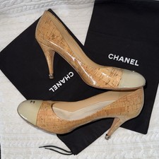 Chanel Patent Leather Polished Wood Design Classic Luxury Pump Heels EU 42 US 11