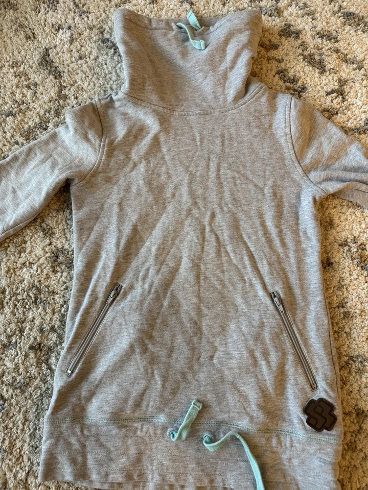 Pullover de mezcla especial para mujer pequeño gris capucha cuello sudadera con capucha cremallera bolsillos logotipo Foto 4 de 4