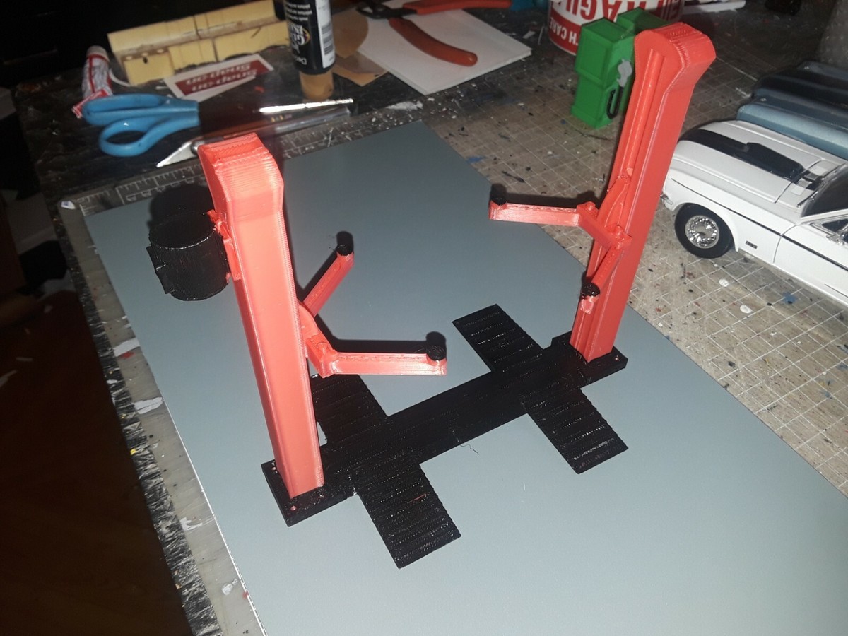 1:18 Scale Model Car Lift 2 Post for Garage Diorama 1/18th