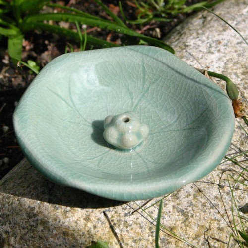 Soporte de incienso Celadón forma hoja de loto celadón coreano - Imagen 3 de 3