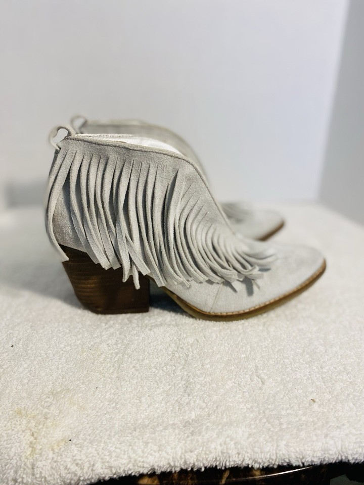 Coconuts by Matisse women’s Lambert fringe pull on split booties Sz 8M