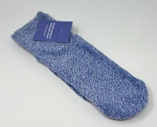 BATH & BODY WORKS BLUE FUZZY SHEA INFUSED LOUNGE SOCKS NON SKID COZY WARM