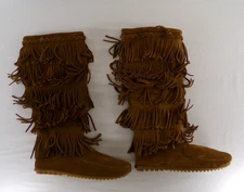 Minnetonka 1652 Moccasin Boots 5 Layer Leather Fringe W/ Conchos Women's Size 9 