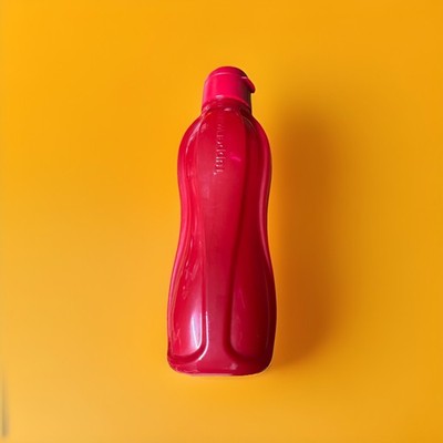 NEW tupperware Large eco water bottle lipstick red sparkly 1Liter flip twist top