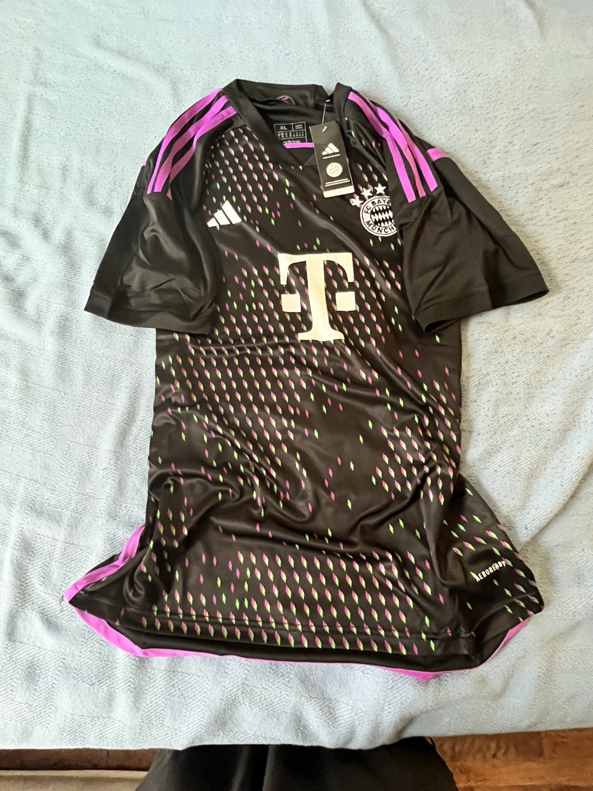adidas Bayern Munich Sané #10 Black Pink Men's L Soccer Jersey 23/24