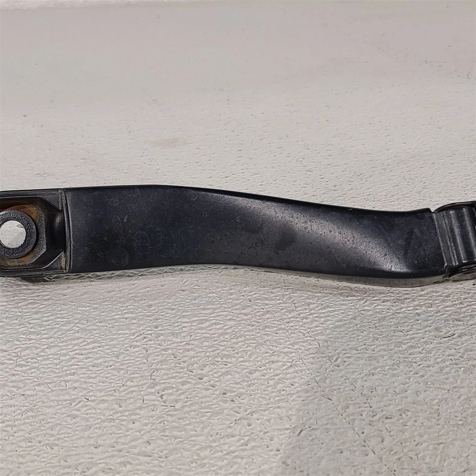 Пара рычагов стеклоочистителя ветрового стекла Camaro SS 10-15 AA7390 - Изображение 4 из 4