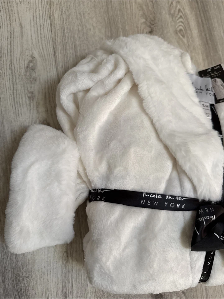 Cuerda Nicole Miller New York Blanca S/M Acogedora Manga Larga Suave 42’’’ Foto 4 de 4