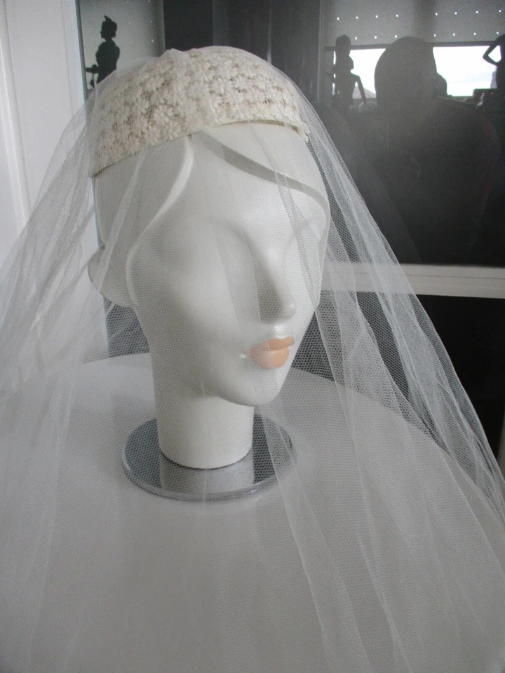 PIEZA CABEZA BODA VINTAGE AÑOS 60 CON VELO Foto 3 de 4