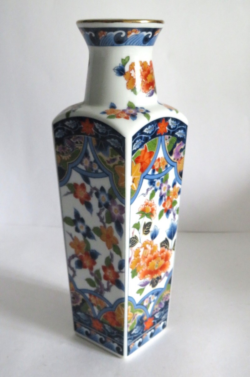 Japanese Imari Ware 20cm Floral Porcelain Etched in Gold Vase | eBay