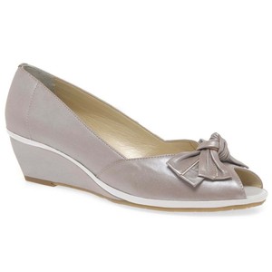 van dal wide fit sandals