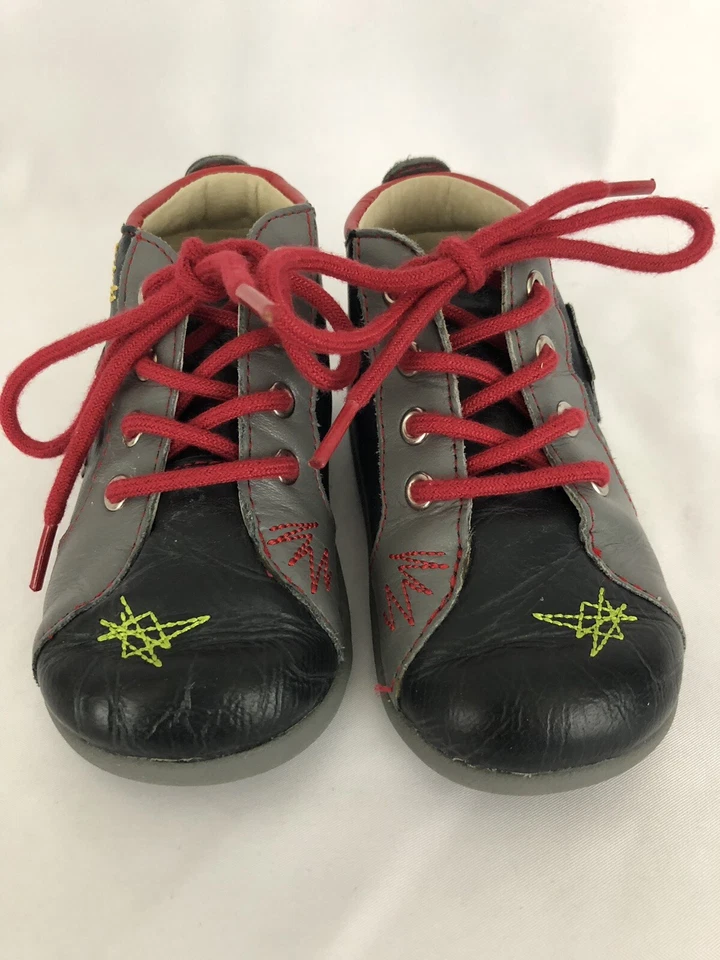 Robeez Tredz размер 12-16 месяцев граффити ребенка ясельного возраста мальчика ботинки туфли черный EUC HG282 - Изображение 3 из 4