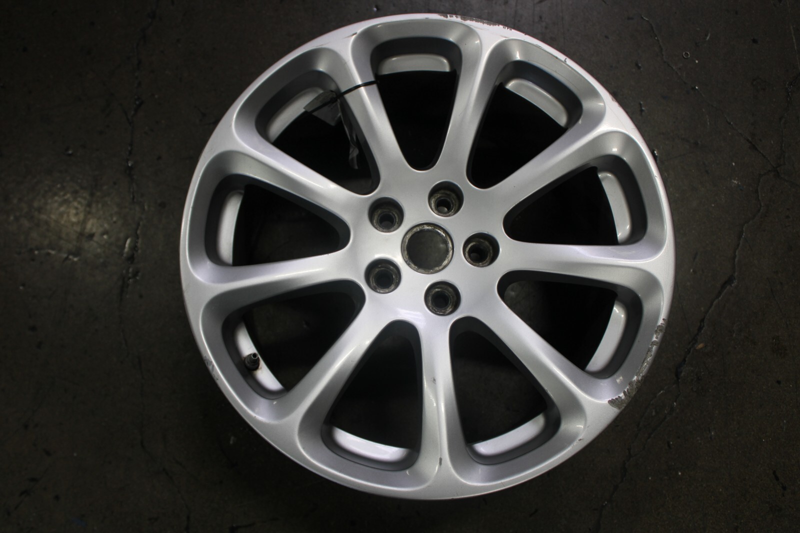 Maserati Quattroporte, Rear Wheel, Curb Rash, Used, P/N 82380806