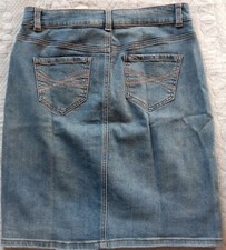 Jupe Pailletée Noire ARMAND THIERY - Taille 46 - Longueur 63 Cm - Occasion Très Bon état