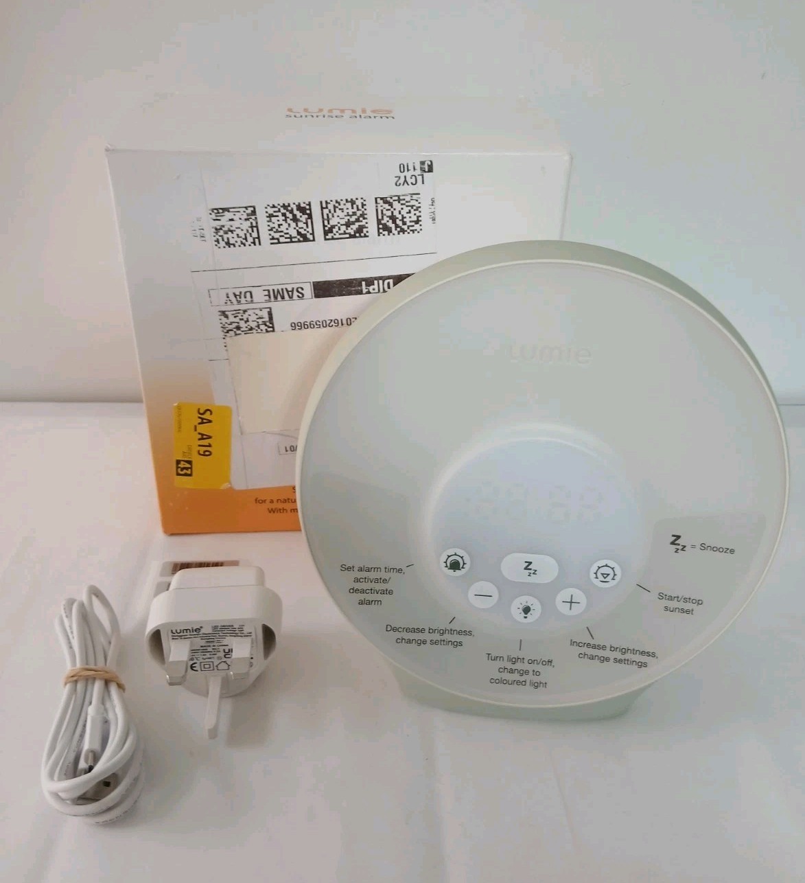 LUMIE SUNRISE ALARM SUNRISE WAKE-UP ALARM SUNSET SLEEP FEATURE SOUNDS & MOOD