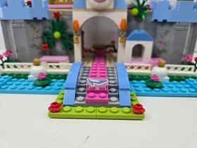 LEGO Cinderella's Romantic Castle 41055 DISNEY PRINCESS 100% Complete NO FIGURES
