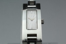 Vintage [Near MINT] Gucci 3900L Silver Bracelet Quartz Women's Watch From JAPAN