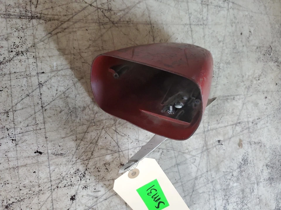 Espejo retrovisor puerta lateral del conductor Ford Maverick 1970 D0DB-17743-CW ROJO/BLANCO FABRICANTE DE EQUIPOS ORIGINALES Foto 2 de 4