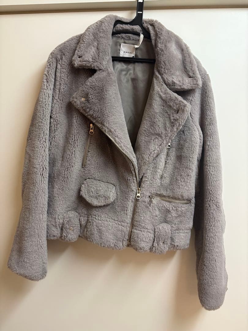 AMERI gray short jacket - image 1