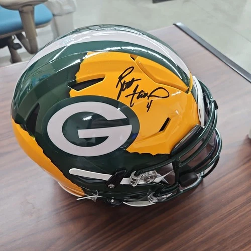 Brett Favre Autographed Custom SpeedFlex Radtke Sports Certified Packers