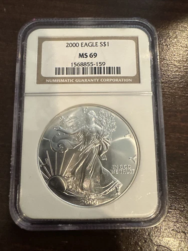 2000 $1 American Silver Eagle NGC MS69