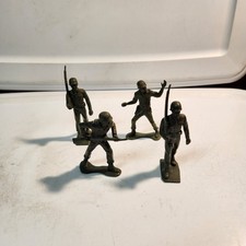 4 Vintage Dark Green Plastic 3" Marx WW2 US Military Soldiers in 3 Poses