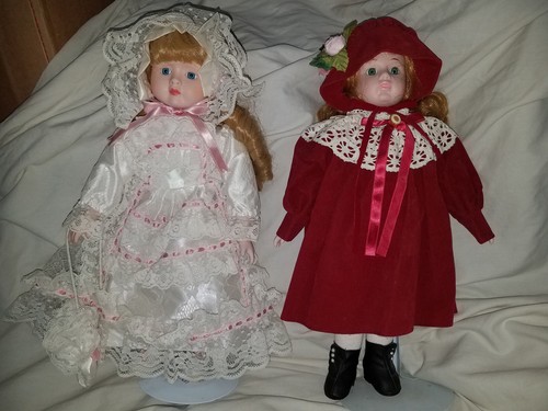 Konvolut 2 schöne Sammler Retro Puppen Heritage neuwertig mit Ständer - Bild 2 von 14