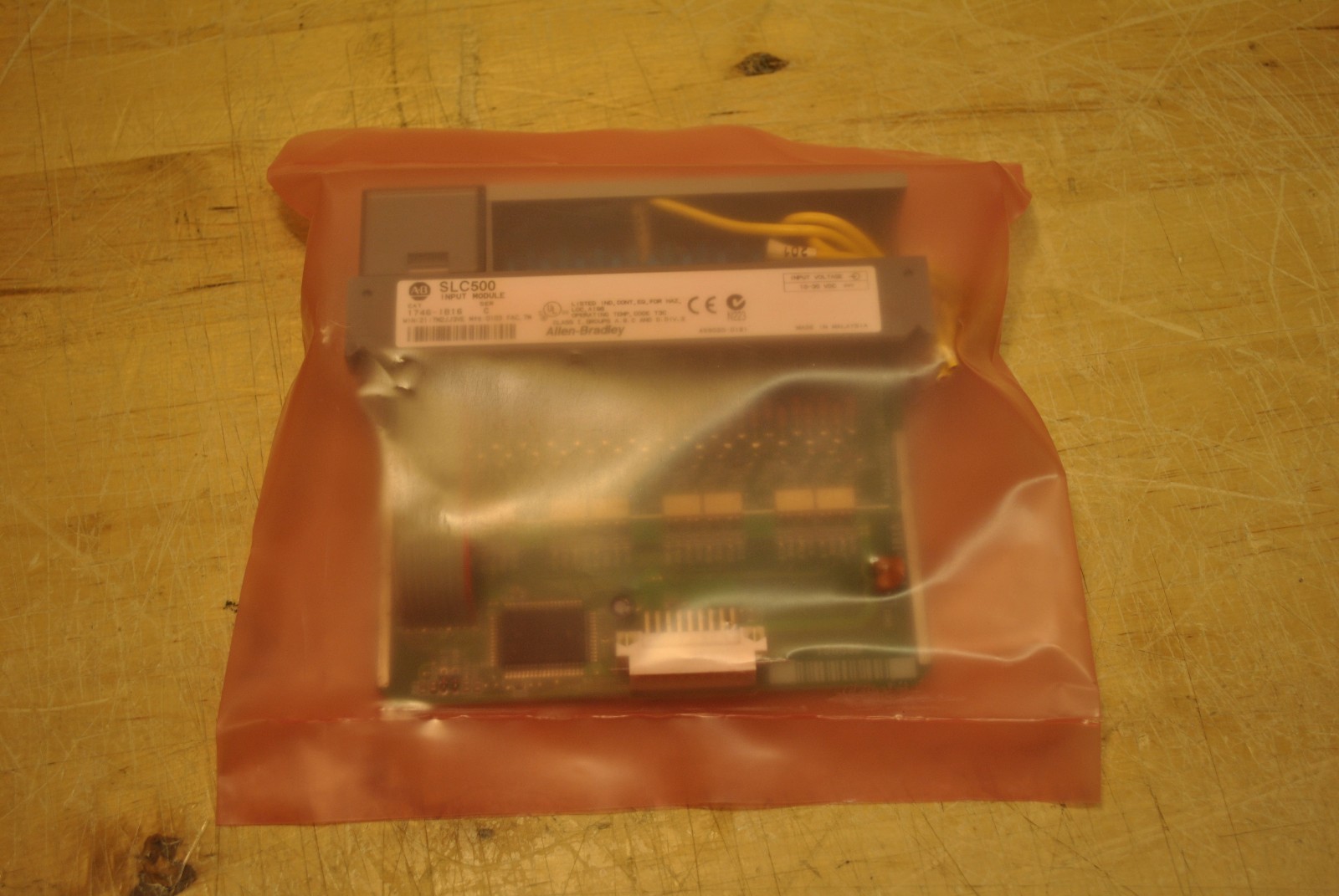 Allen-Bradley SLC 500 1746-IB16 Ser. C Input Module Sealed*