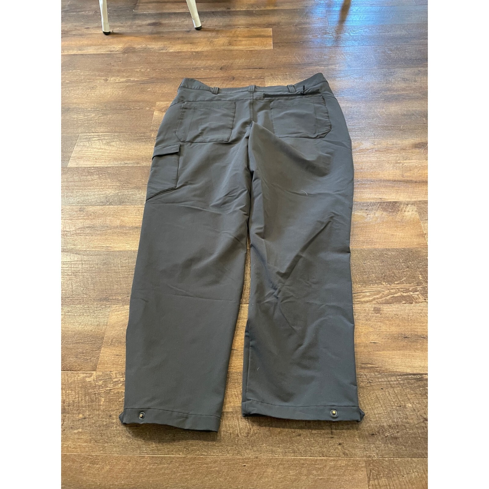 Cabela’s Gray Outdoor Athletic Casual Hiking Fishing Guidewear Pants