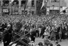 Negative-Pforzheim-Assembly-Speech-Theodor-Heuss-Rally-1950-16