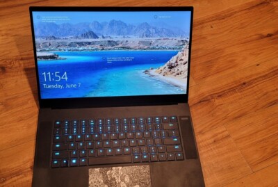 Gaming Laptop Intel i7 RTX 2070 Razer Blade 15 Advanced Comes with