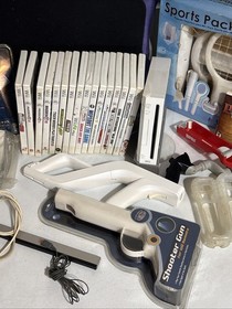 Nintendo Wii Lot RVL-001 Wii Console (untested) Shooter Guns 17 Games And MORE!