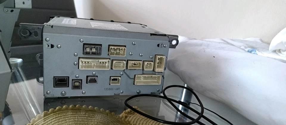 Toyota Mark X Crown OEM Display DVD Navigation Unit Set 86120-30M73  86841-30110 - Image 3 of 4