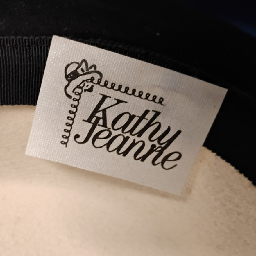 NEW.EXCLUSIVE.COLLECTABLE.RARE.VINTAGE.UNIQUE. Kathy Jeanne 100percent Woolfelt Hat image 6