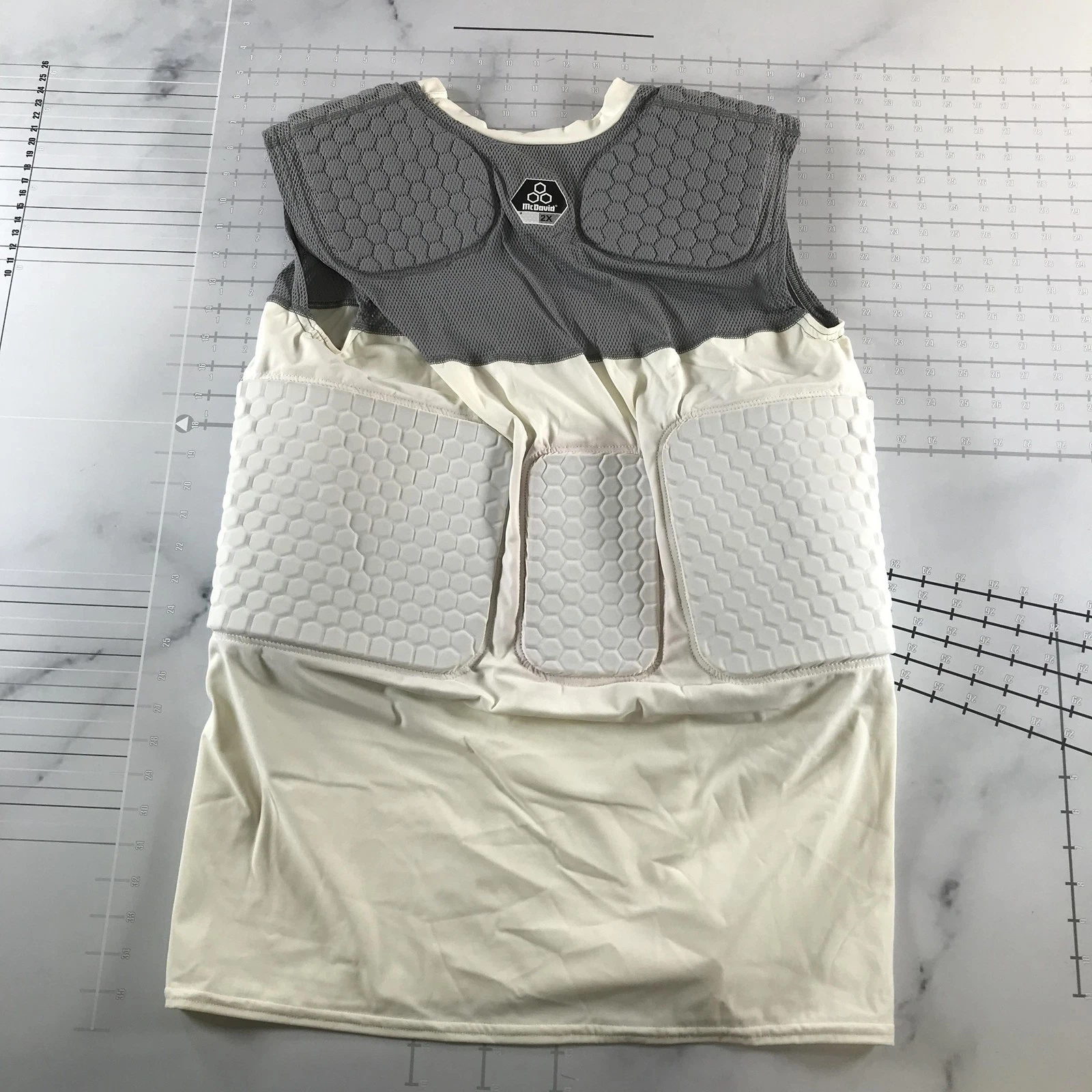 McDavid Tank Mens 2XL White Hexpad 5 Pad Bodyshirt Mesh Compression Padded 7870T