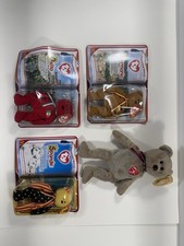 Beanie Baby Lot 1999 Signature Bear With 3 International Bears II