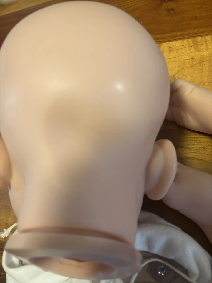 Kit Muñeca Renacida Durmiendo Arianna por Reva Schick Foto 4 de 4