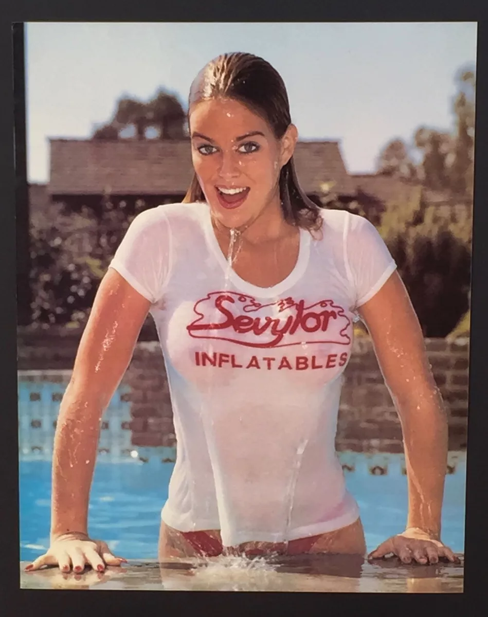 wet shirt women