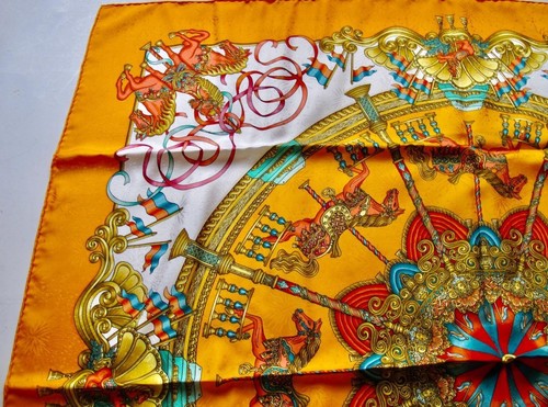 HERMES Scarf Carre "Luna Parc" J. Metz 90cm 100% Silk Jacquard Orange Color Path - Picture 12 of 18
